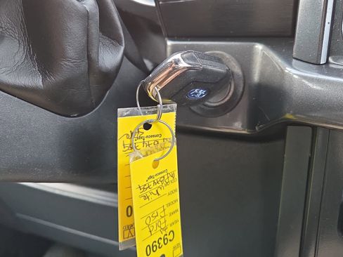 Used 2021 Ford F150 XL w/ STX Appearance Package image 30