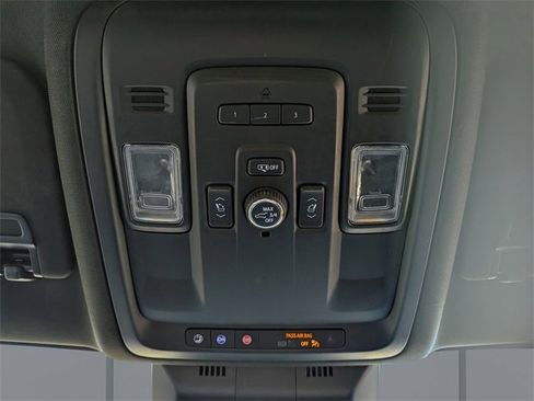 Used 2021 Cadillac Escalade Luxury image 23