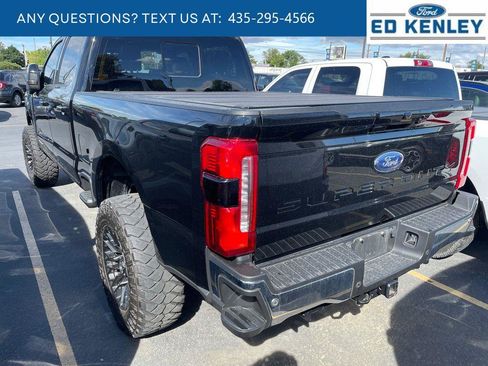 Used 2023 Ford F350 Lariat w/ Lariat Ultimate Package AWD/4WD image 3