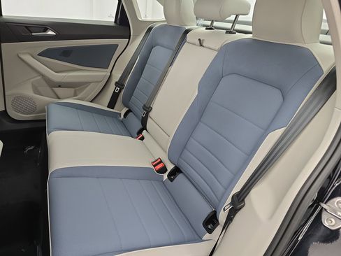 New 2026 Volkswagen Jetta SE image 13