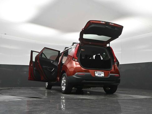 Used 2022 Kia Soul LX w/ Technology Package FWD image 64