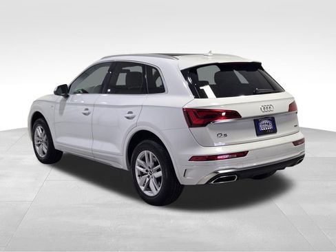 Used 2023 Audi Q5 2.0T Premium w/ Convenience Package AWD/4WD image 22