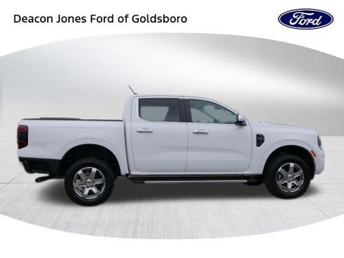 Used 2024 Ford Ranger Lariat w/ Trailer Tow Package image 2