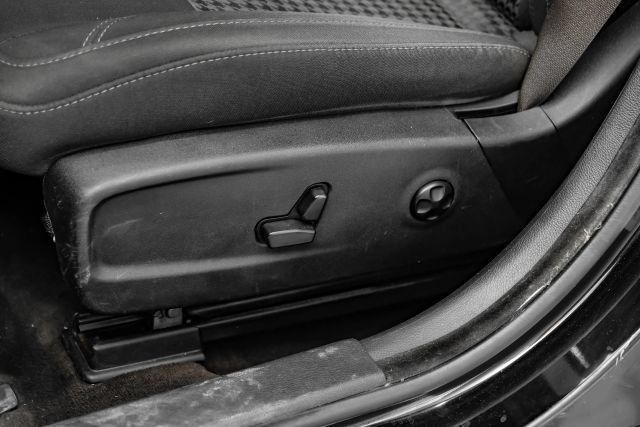Used 2017 Dodge Charger R/T RWD image 41