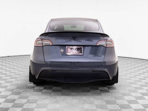 Used 2023 Tesla Model Y Long Range image 5