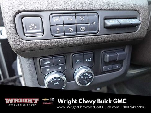 Used 2022 GMC Yukon Denali w/ Max Trailering Package image 15