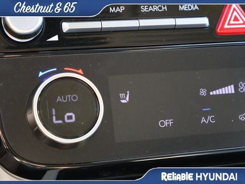 Certified 2025 Hyundai Tucson SEL FWD image 37