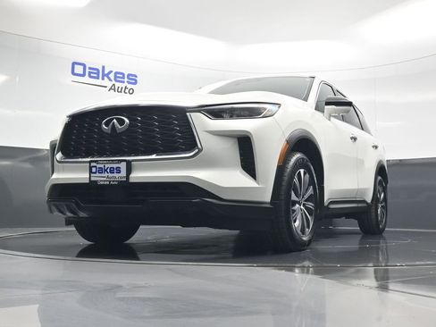 Used 2023 INFINITI QX60 Pure image 42