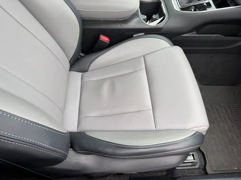 Used 2024 Subaru Outback Limited w/ Popular Package #2 image 18