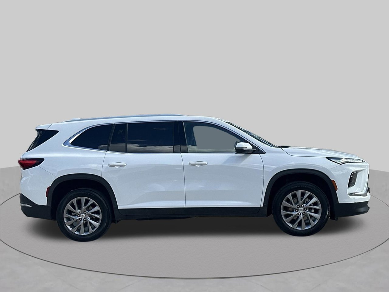 Used 2025 Buick Enclave Preferred FWD image 6