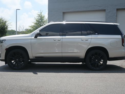 Used 2021 Cadillac Escalade Sport w/ Driver Assist Tech Package AWD/4WD image 6