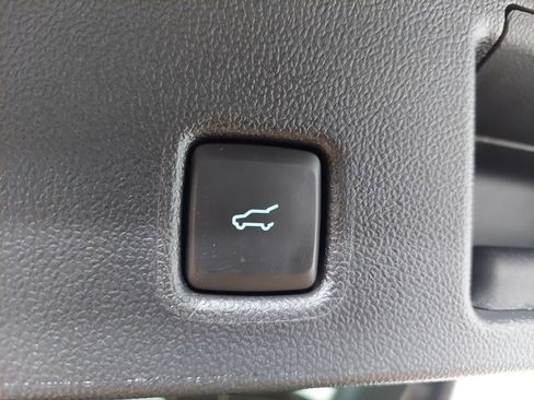 New 2025 Ford Escape ST-Line w/ Tech Pack #1 AWD/4WD image 25