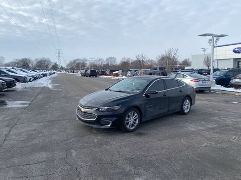 Used 2016 Chevrolet Malibu LT image 5