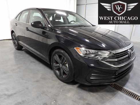 Used 2024 Volkswagen Jetta SE FWD image 1