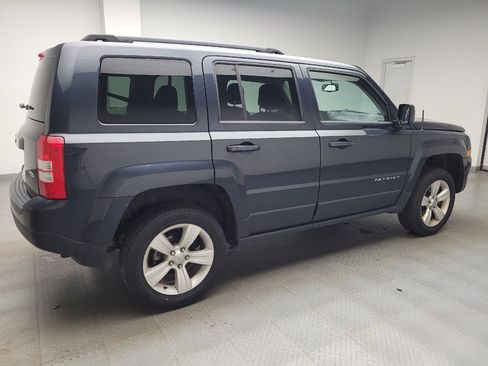 Used 2014 Jeep Patriot Latitude w/ Sun/Sound Group AWD/4WD image 10