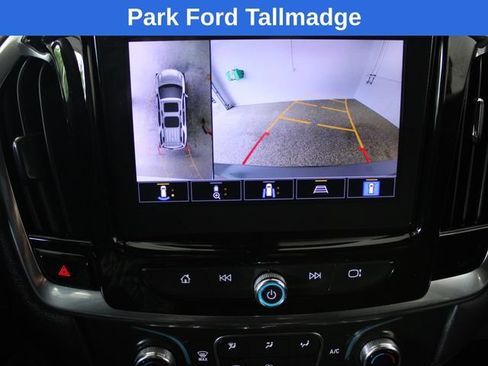 Used 2023 Chevrolet Traverse RS AWD/4WD image 20
