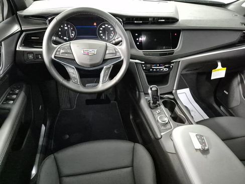 New 2026 Cadillac XT5 Premium Luxury AWD/4WD image 10