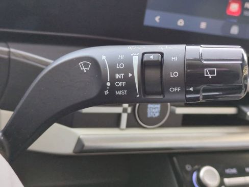 Used 2024 Hyundai Santa Fe SE image 26