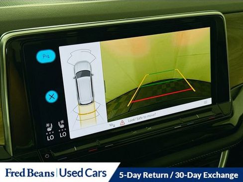 Used 2025 Volkswagen Atlas SE image 14