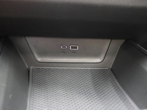Used 2025 Chevrolet Equinox RS w/ Safety and Technology Package AWD/4WD image 50