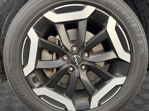 Certified 2023 Kia Telluride S w/ S Sunroof Package image 20