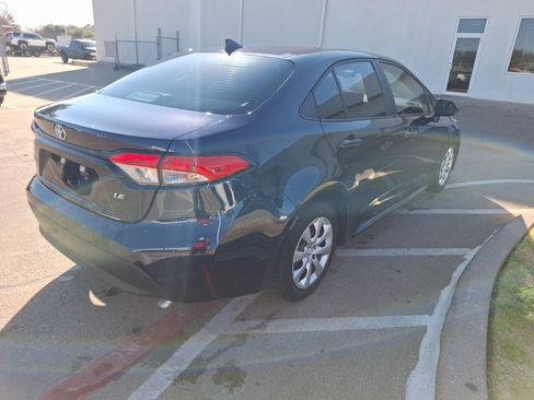Used 2024 Toyota Corolla LE image 6