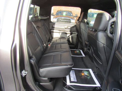Used 2022 RAM 1500 Limited w/ Off Road Group AWD/4WD image 16
