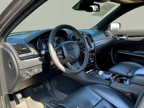 Used 2023 Chrysler 300 S w/ Comfort Group RWD image 17