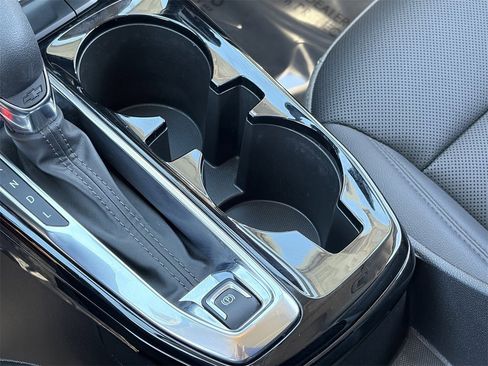 Used 2024 Chevrolet Trax ACTIV w/ Sunroof Package image 28