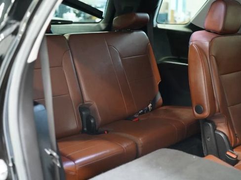 Used 2021 Chevrolet Traverse High Country w/ LPO, Floor Liner Package FWD image 58