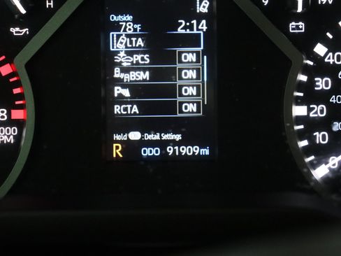 Used 2022 Toyota Tundra SR5 w/ SR5 Premium Package AWD/4WD image 41