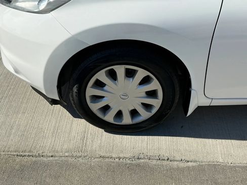 Used 2014 Nissan Versa Note S Plus FWD image 34