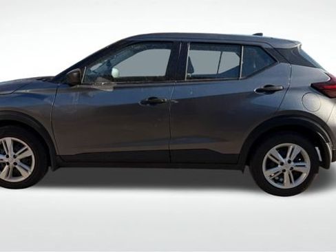 Used 2024 Nissan Kicks S image 6
