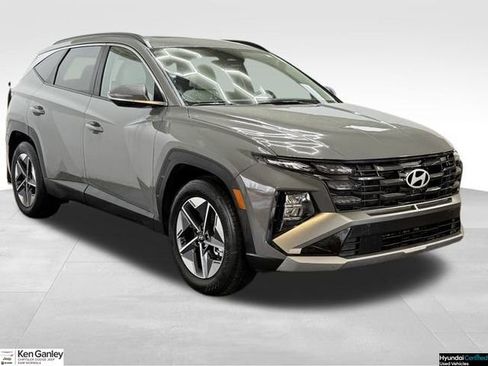 Certified 2025 Hyundai Tucson SEL image 1