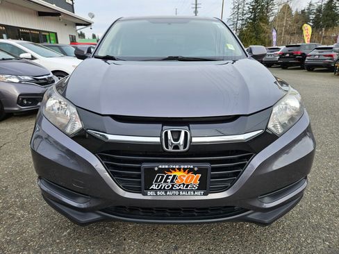 Used 2018 Honda HR-V LX image 10