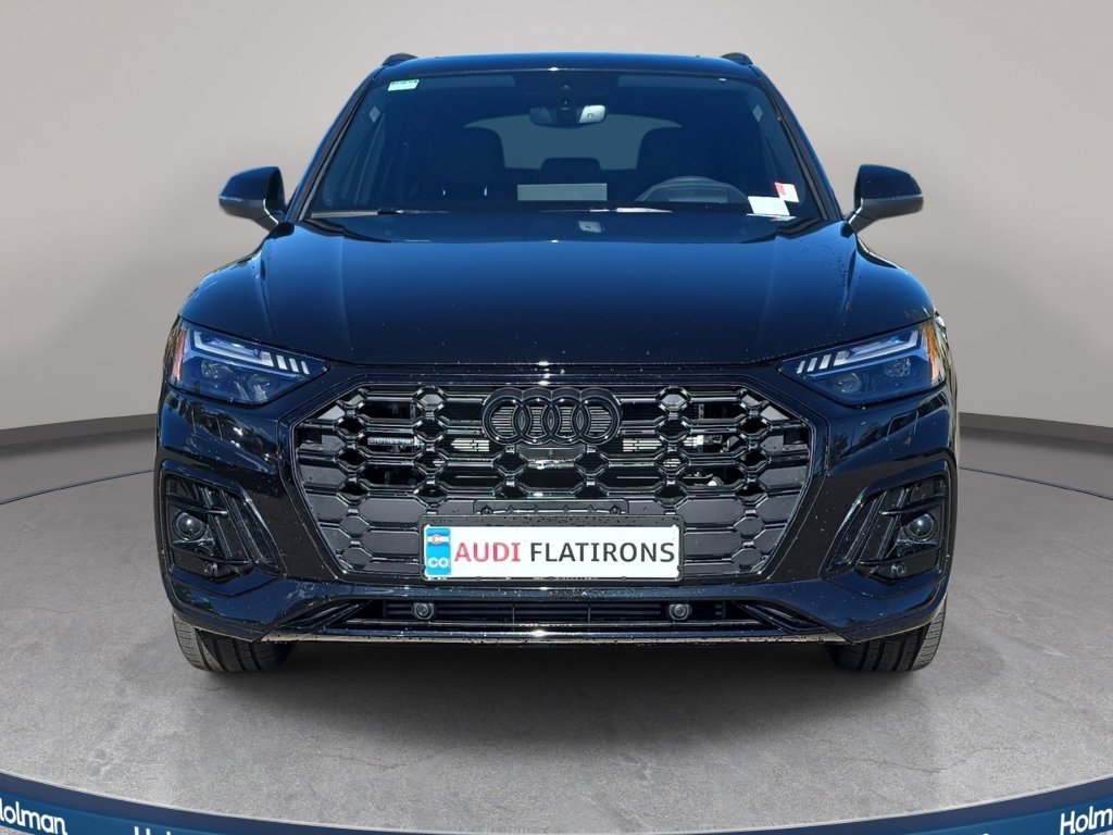 Used 2024 Audi Q5 e Prestige w/ Prestige Package AWD/4WD image 3