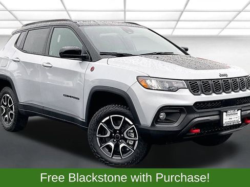 New 2026 Jeep Compass Trailhawk image 1