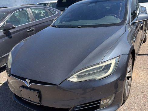 Used 2018 Tesla Model S 75D image 1