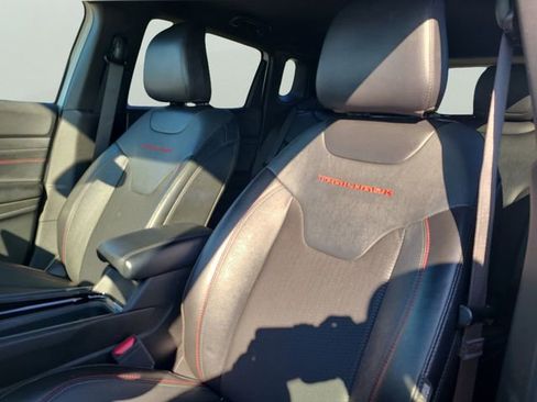 Used 2023 Jeep Compass Trailhawk image 22