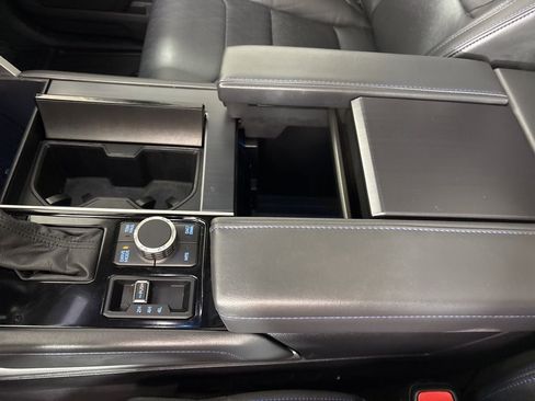 Used 2024 Toyota Tundra Platinum w/ TRD Off-Road Package image 38