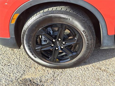 Used 2024 Chevrolet Blazer LT w/ Midnight/Sport Edition image 9