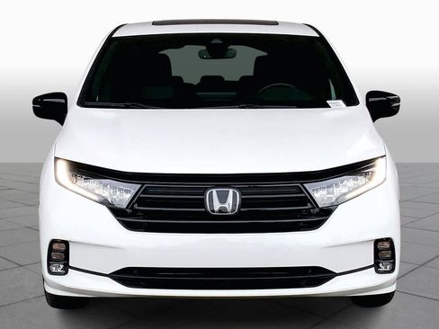 Used 2023 Honda Odyssey Sport image 8