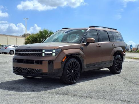 Used 2025 Hyundai Santa Fe Calligraphy image 3