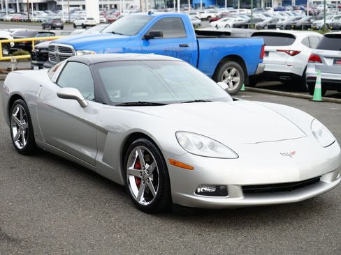 Used 2007 Chevrolet Corvette 3LT w/ Preferred Equipment Group image 7