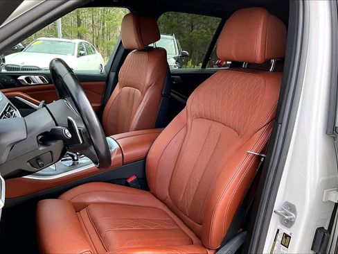 Used 2023 BMW X5 xDrive40i w/ M Sport Package image 8