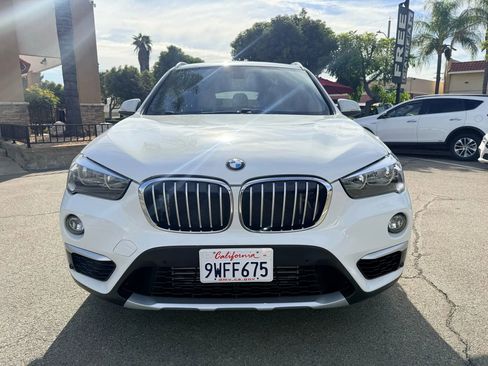 Used 2018 BMW X1 sDrive28i image 2
