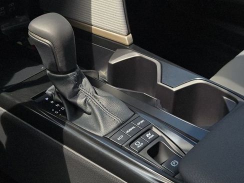 Certified 2026 Toyota Camry SE w/ Convenience Package FWD image 22