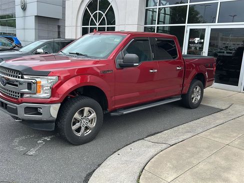 Used 2018 Ford F150 XLT w/ Equipment Group 302A Luxury AWD/4WD image 1