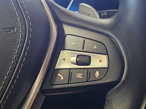 Used 2025 BMW X5 xDrive40i w/ Parking Assistance Package AWD/4WD image 18