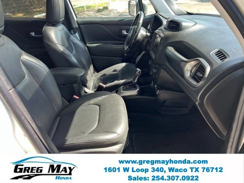 Used 2020 Jeep Renegade Limited w/ UConnect 8.4 Nav Group AWD/4WD image 12